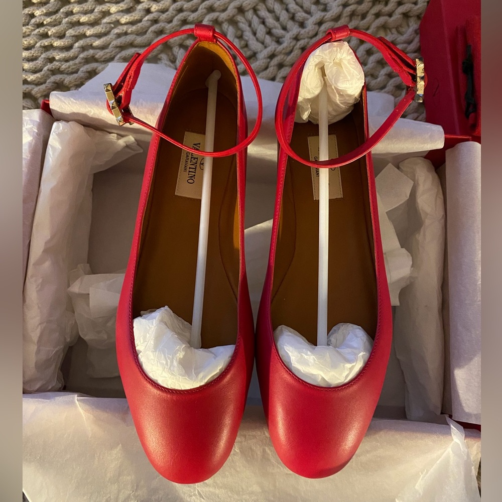 Valentino Pink Leather Ankle Strap Ballerina Flats - Picture 3 of 15